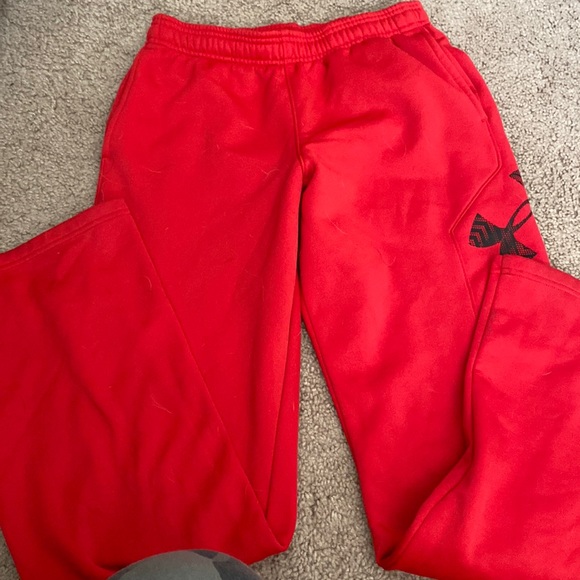 Red under armor sweat pants - Picture 2 of 3